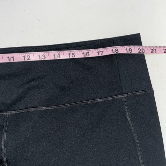 Girlfriend Collective Plus Size Leggings - Picture 7 of 9